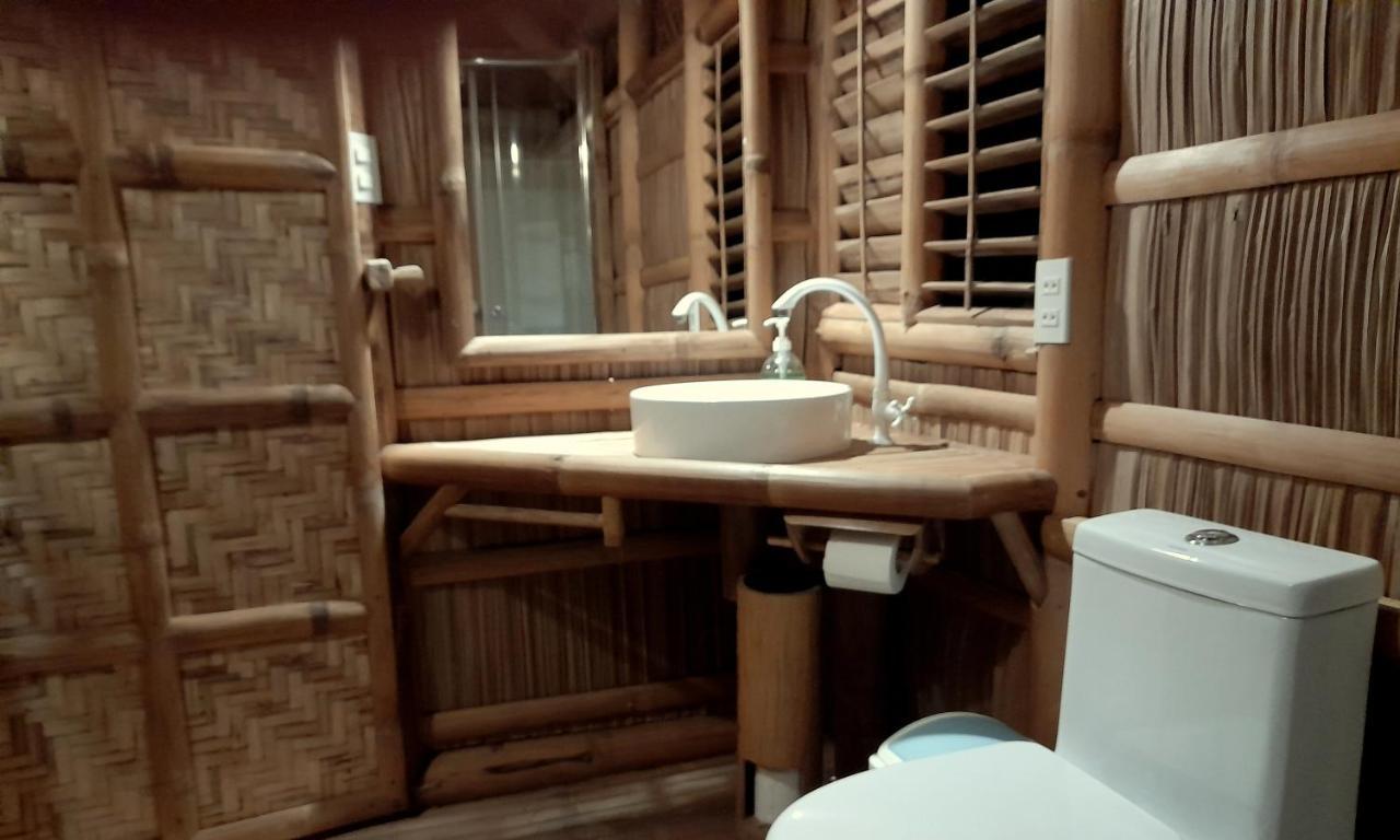 Kookoo'S Nest Eco-Lodge Сиатон Экстерьер фото